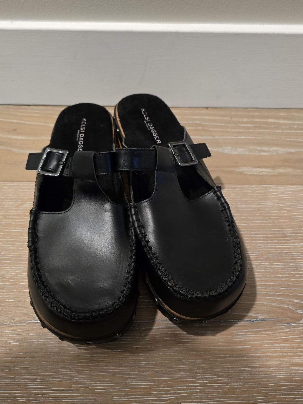 NWOT Kelsi Dagger Black Leather Slip-On Clogs with Buckle